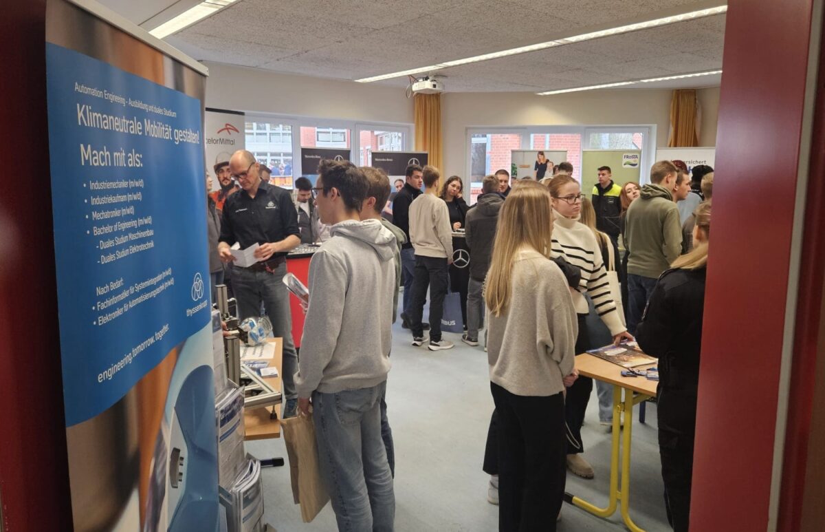 Berufsorientierung in der Waldschule Hagen ist bei Jugendlichen und Firmen gleichermaßen beliebt.