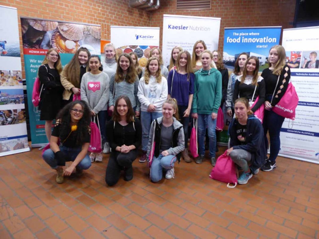Die Schülerinnen freuen sich auf ein Jahr voller Eindrücke in Bremerhavener Betrieben und den Berufen im MINT-Bereich.