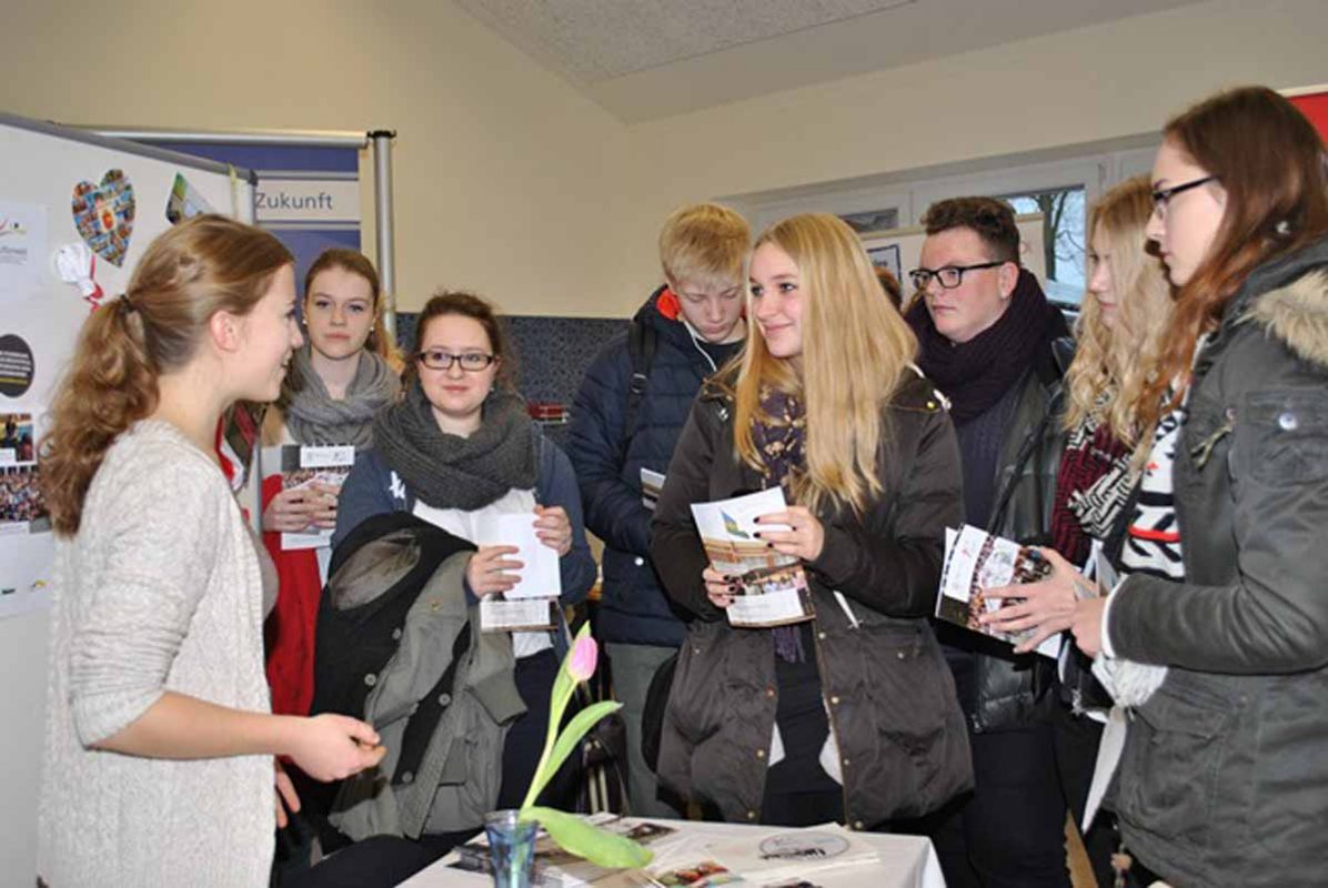 web-gross-2014-01-28-Markt-der-Moeglichkeiten-Waldschule-Hagen--Foto-Andrea-Grotheer